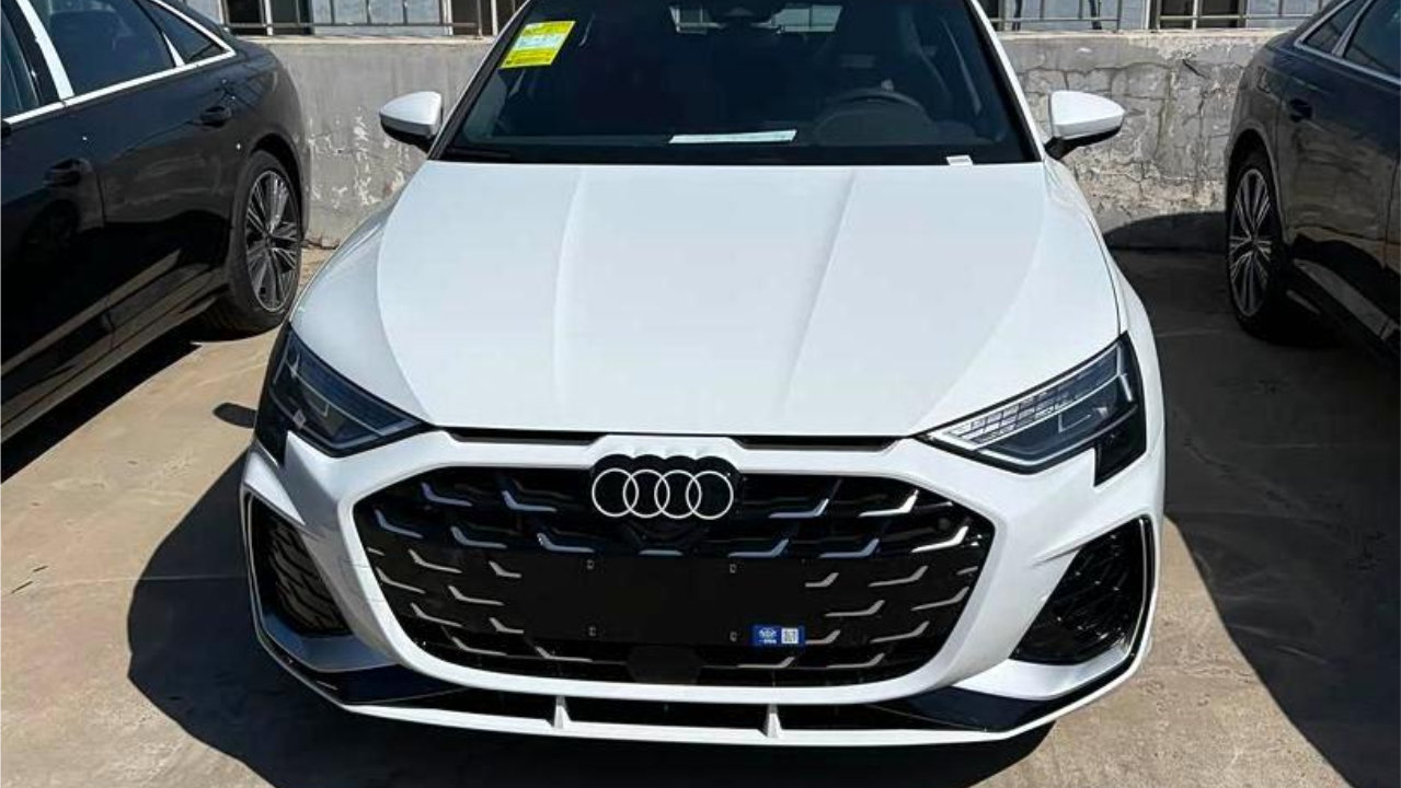 奥迪真掀桌子！降到12.99万起，1.5T+独悬配9气囊，不比速腾香？