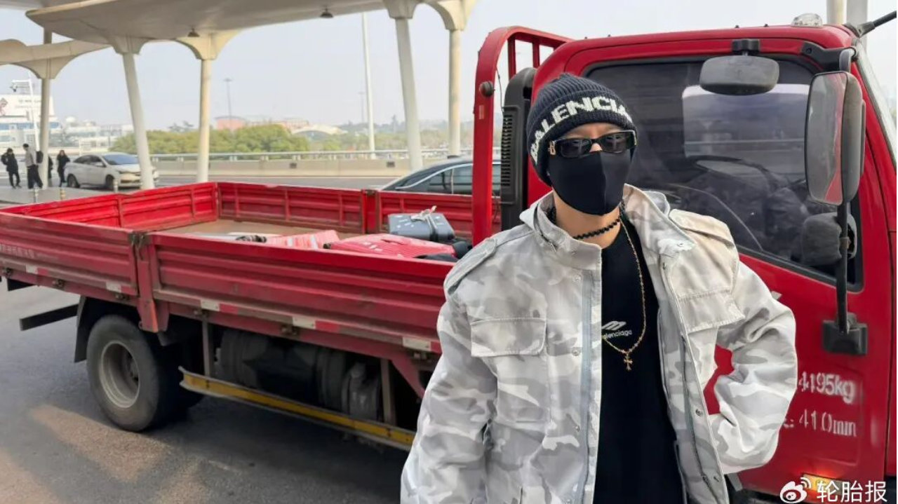 黄晓明爆胎上热搜！三大元凶揭秘