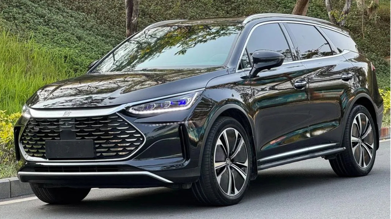 22.98万比亚迪这款SUV，被小众车超越，销量还输老款