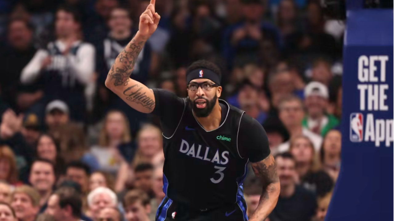 双状元合砍64分拒2 分逆转，弗拉格33+9+9主导险胜，还卖浓眉吗