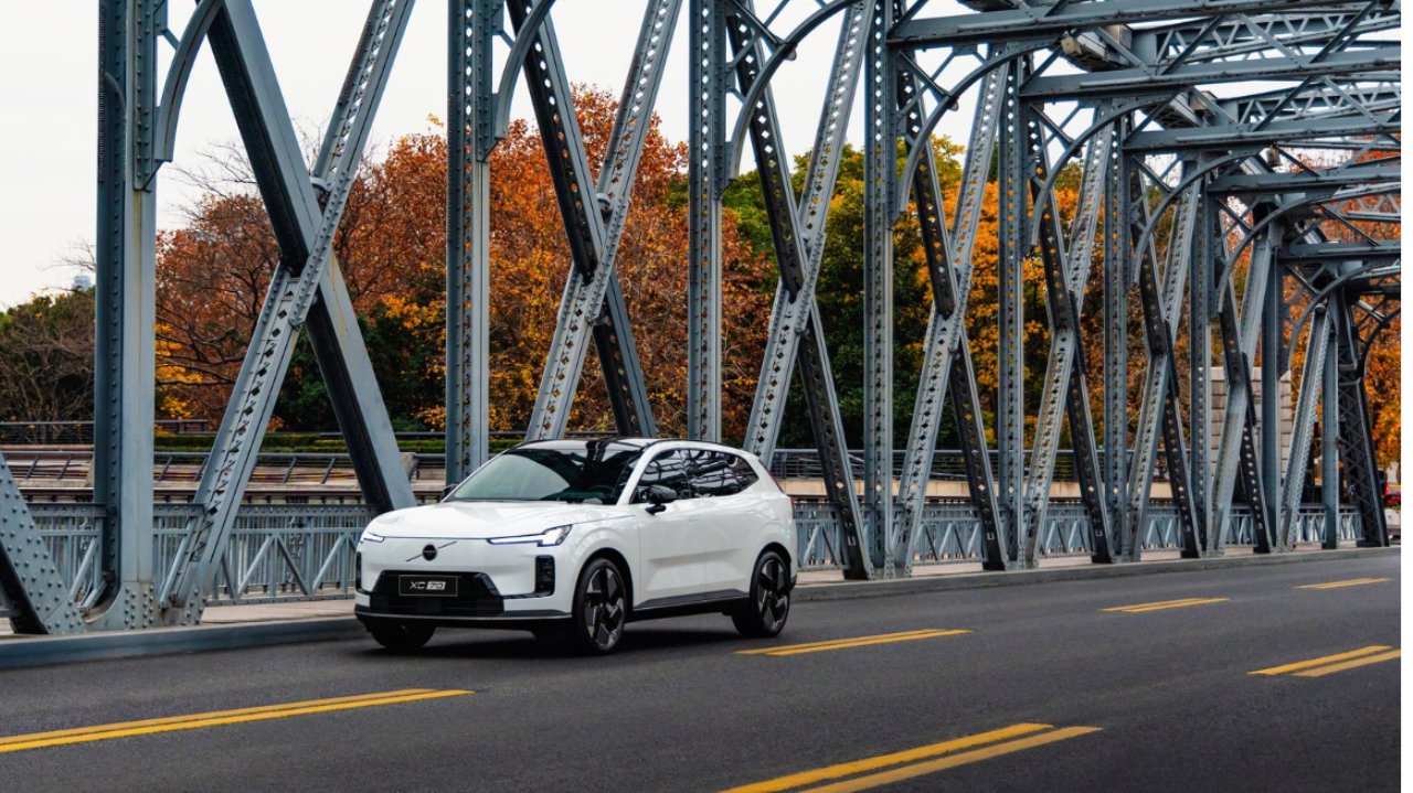沃尔沃XC70，给豪华品牌新能源打样