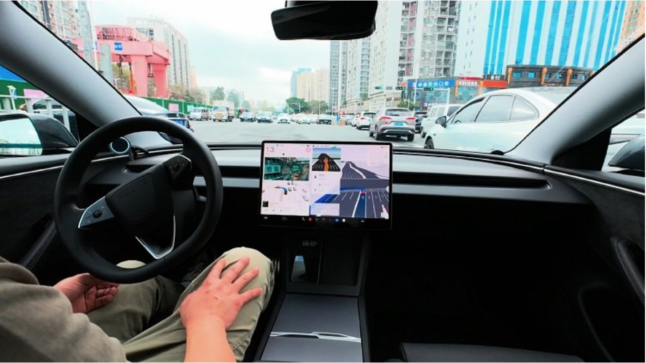 像飞机一样，引擎完全独立运行？特斯拉宣布两颗AI4芯片完全物理独立