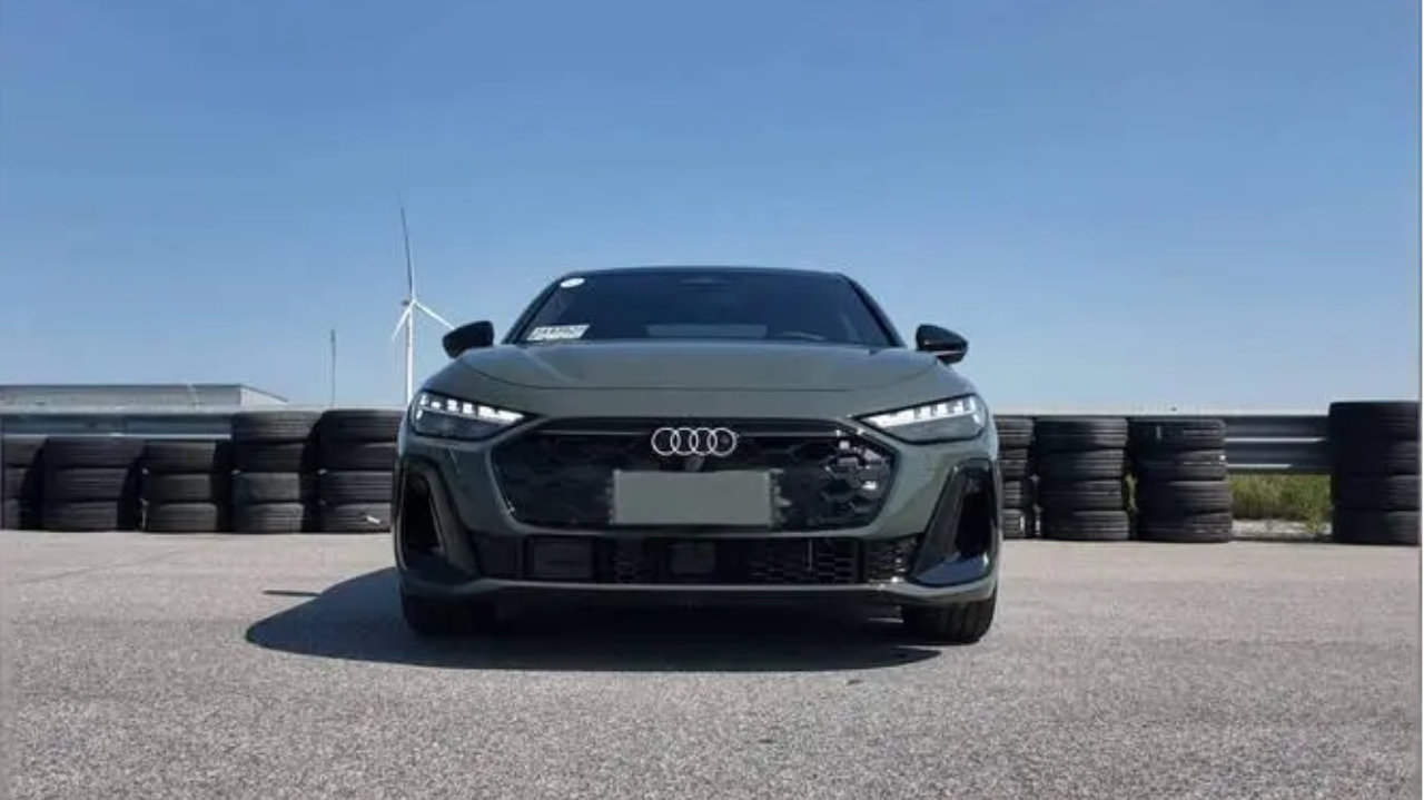 奥迪A5L混动：给足面子，配齐里子