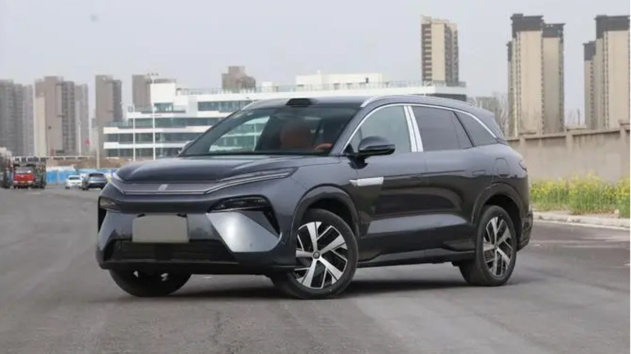 颠簸路上一晃就露馅：这三款SUV的底盘，谁才是真“稳”角？