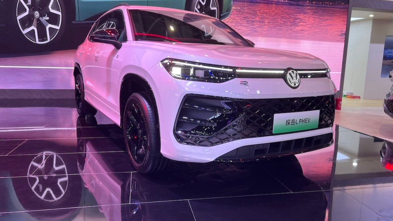 2026粤港澳车展丨黄金超混技术首发 迈腾/探岳L PHEV6月底上市