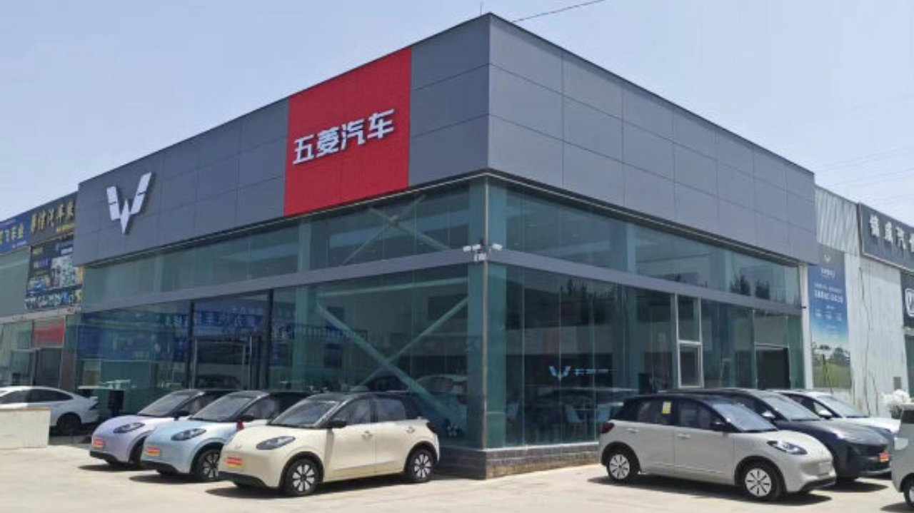 服营双优笃行致远，上汽通用五菱诚意守护回应千万车主信赖