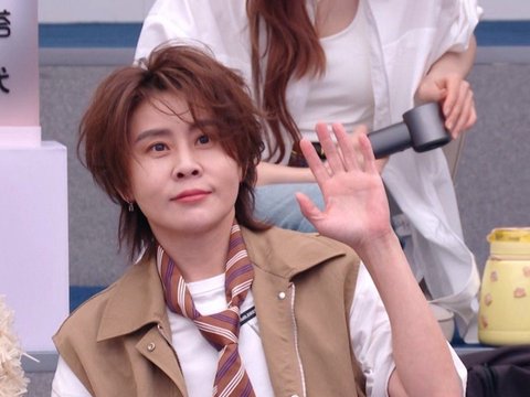 李小冉王濛即兴演绎求婚名场面，对话反转笑果十足