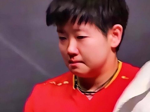 孙颖莎发布会落泪！王曼昱当场绷不住，这句话说到点子上了
