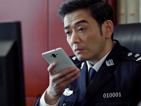 吃饭做作别硬演！《悬案》岳云鹏一出手，带来“教科书式”干饭