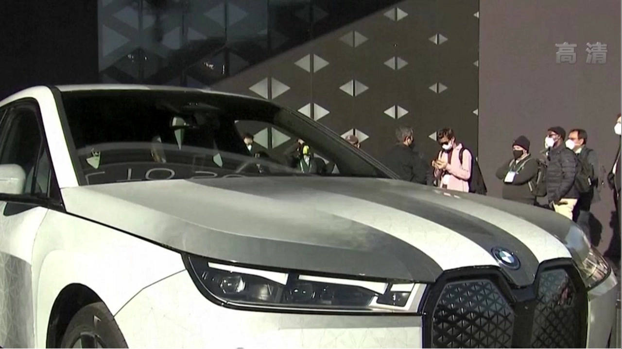 宝马推出全球首款变色汽车 采用电子墨水技术实现3秒变色