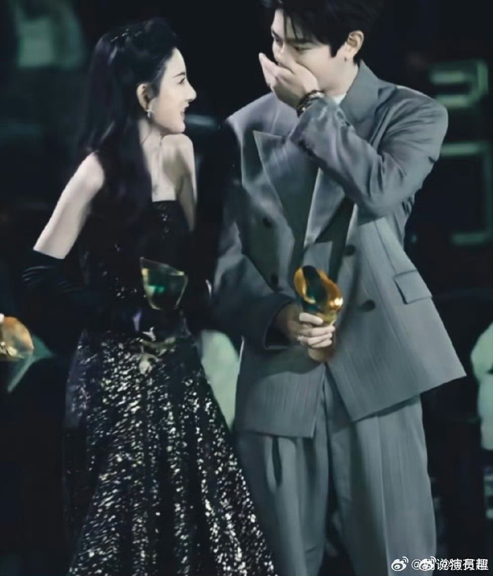 宋祖儿灵动丁禹兮温润，内场热聊的画面，好感度直接拉满