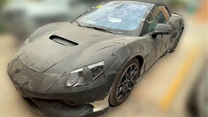 还有敞篷版！腾势Z跑车新版本谍照来了，采用软顶结构