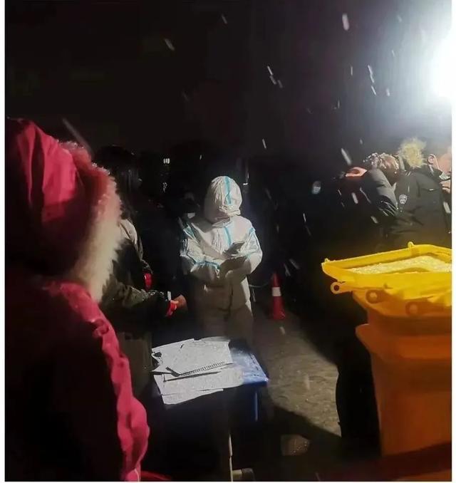 抗疫故事丨并肩作战!“母女兵”齐上阵休闲区蓝鸢梦想 - Www.slyday.coM 抗疫故事丨并肩作战!“母女兵”齐上阵休闲区蓝鸢梦想 - Www.slyday.coM