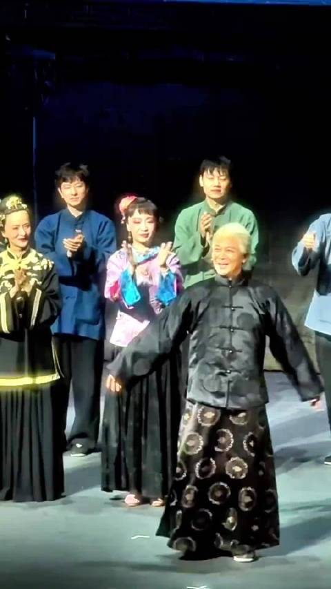 文武双全的吴樾 一身正气 颇有大将之风.