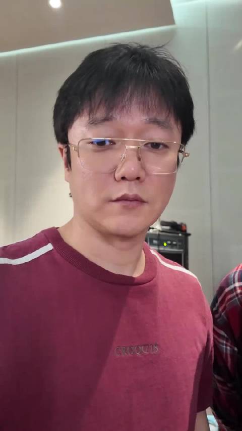 一首歌，是我们的一整个青春，杭州站预售已经开启，我们想和大家唱到80岁！
