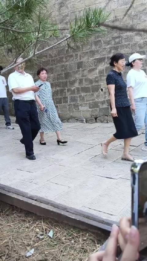 偶遇张艺兴 我靠!我靠!谁懂啊!三下乡社会实践见到张艺兴了!