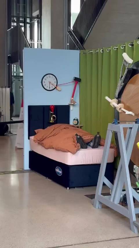 此事在憨豆先生中早有记载