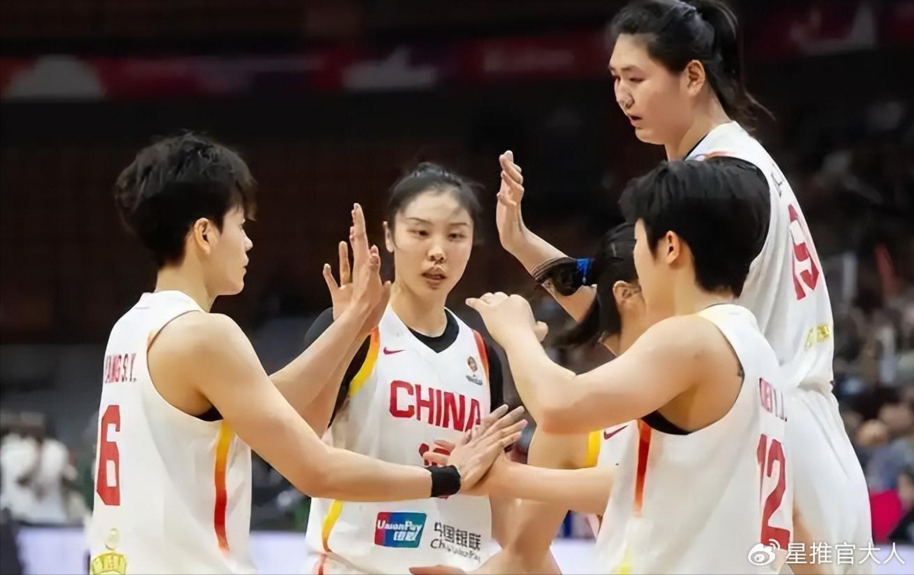 短板彻底暴露！美国轻松限制张子宇，女篮战术彻底翻车！