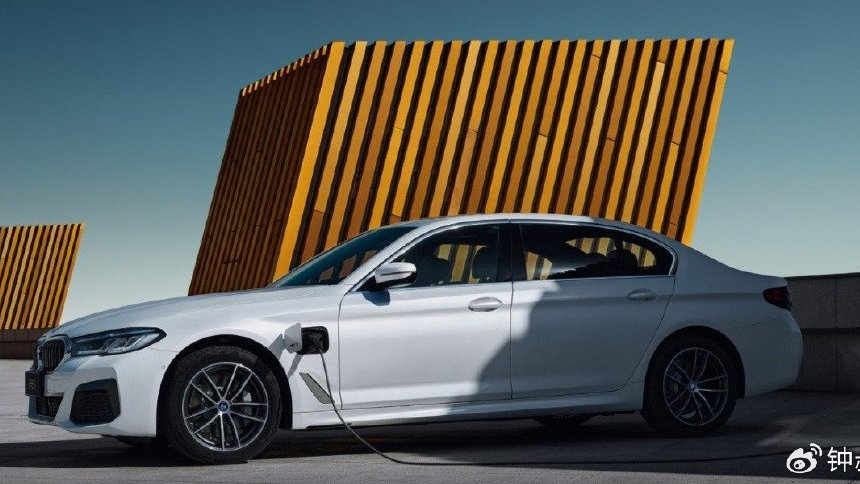 2023年新车发布占比，纯电最高、插混次之，燃油腰斩