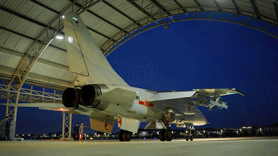 【直击演训场】海军航空兵歼击轰炸机跨昼夜实弹实射休闲区蓝鸢梦想 - Www.slyday.coM 【直击演训场】海军航空兵歼击轰炸机跨昼夜实弹实射休闲区蓝鸢梦想 - Www.slyday.coM