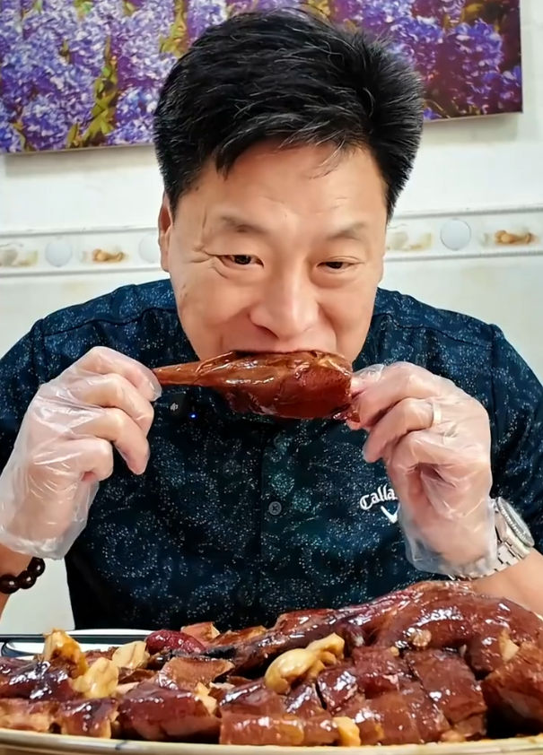 新赛季离开山西男篮？李春江开通社媒账号后 再次回归东莞定居