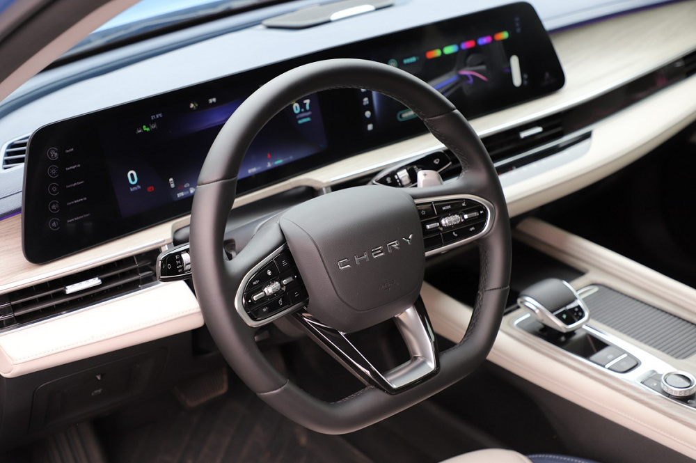 后悔了吗?同样的价格,朗逸、轩逸比这台国产车差了很多