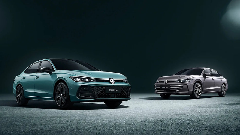 帕萨特 Pro 2025款与丰田凯美瑞对比：中高级轿车头牌的选择