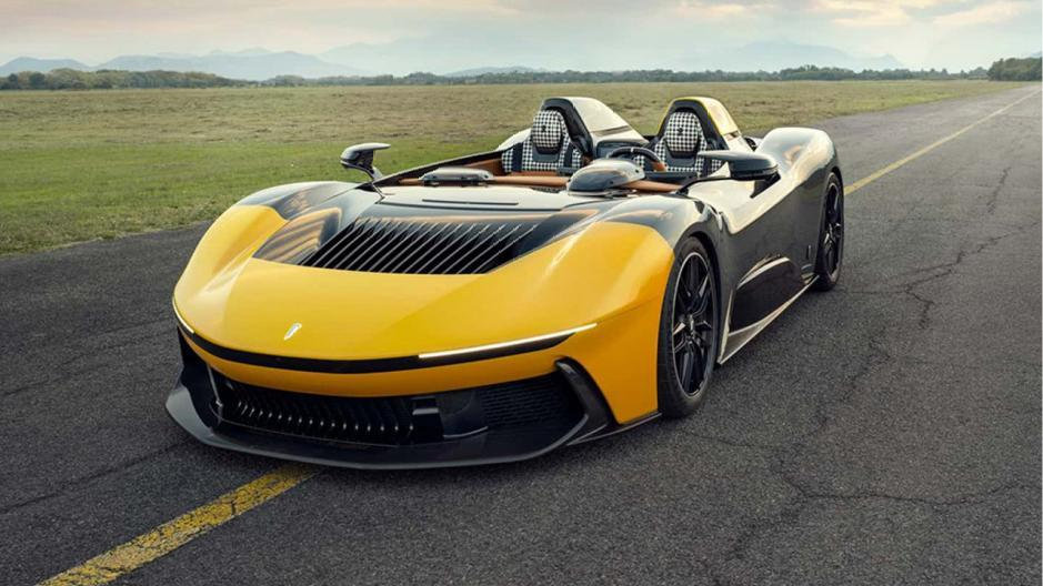 这台车是真像游艇，还有特斯拉的车门打开方式，噱头很多但没量产