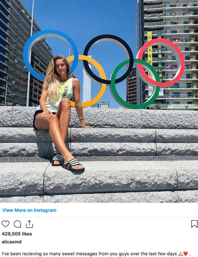 遭遇网暴后,“世界最性感运动员”突然临时退役!自曝曾感染新冠病毒,粉丝数惊人的施密特未来将何去何从?休闲区蓝鸢梦想 - Www.slyday.coM 遭遇网暴后,“世界最性感运动员”突然临时退役!自曝曾感染新冠病毒,粉丝数惊人的施密特未来将何去何从?休闲区蓝鸢梦想 - Www.slyday.coM