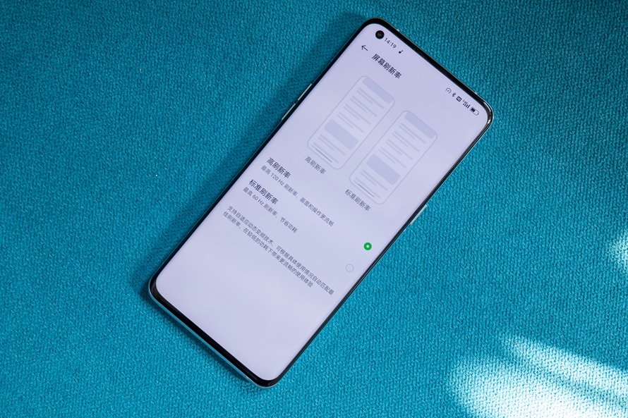 苹果手机npu ae56-e87a8782a9d96e72538957a64ae6d032.jpg