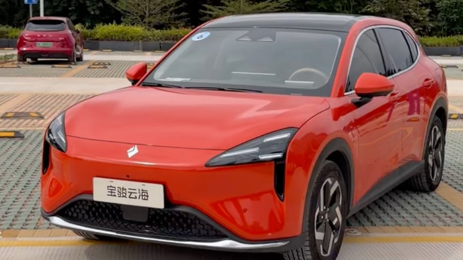 原来10万级，也能开出“老司机水平”的NOA了？