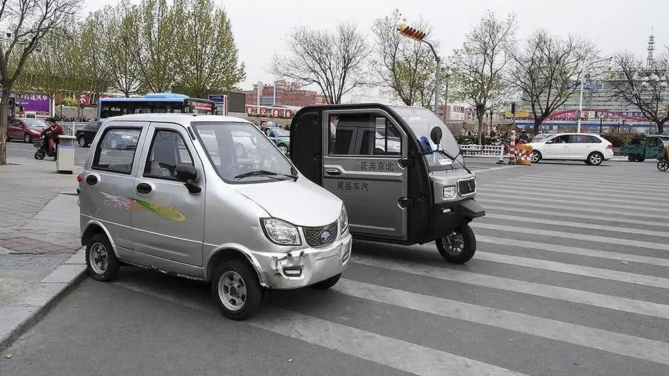 5年83万起事故、1.8万人死亡，这个千亿产业还在飞速扩张