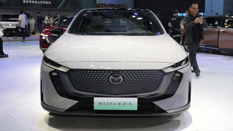 谁说合资造不出好的新能源！续航200km，马力218匹，跌至9.98万起