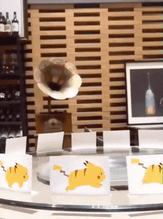 AR 也有艺术展?用《WOW AR》在你的桌上表演一段街舞吧休闲区蓝鸢梦想 - Www.slyday.coM AR 也有艺术展?用《WOW AR》在你的桌上表演一段街舞吧休闲区蓝鸢梦想 - Www.slyday.coM