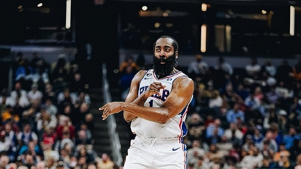 哈登组织串联全队送出10次助攻 76人多点开花攻陷客场防线