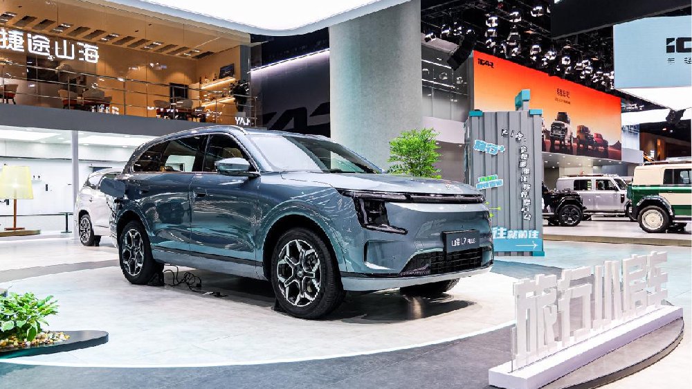 旅行小房车造势家用出行新方式，捷途山海L7 PLUS成都车展引围观