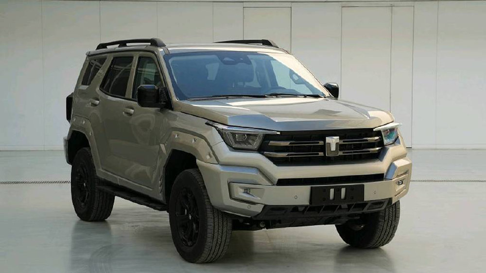 新款坦克400双动力正式亮相，硬派越野首次搭载激光雷达