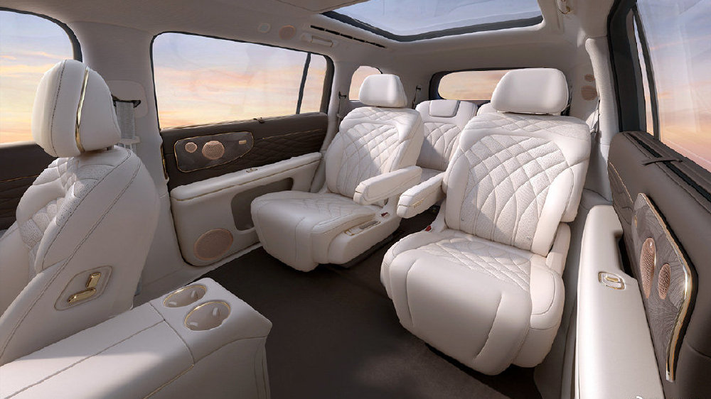 大6座SUV，智己LS9内饰官图发布，2+2+2布局，配冰箱+彩电+大沙发