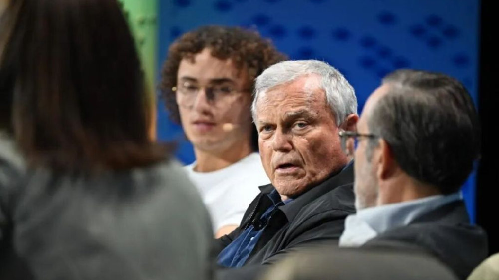 苏铭天：人工智能的“奥本海默时刻”已经错过