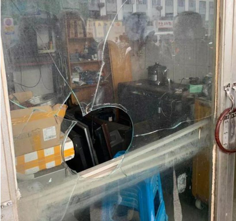 重庆一食堂发生垮塌,疑似燃气泄漏燃爆!燃气爆炸有多可怕?先灭火还是先关阀门?休闲区蓝鸢梦想 - Www.slyday.coM 重庆一食堂发生垮塌,疑似燃气泄漏燃爆!燃气爆炸有多可怕?先灭火还是先关阀门?休闲区蓝鸢梦想 - Www.slyday.coM