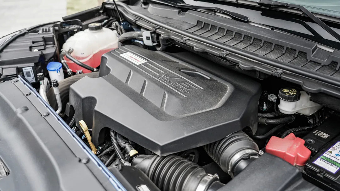 最便宜的豪华V6 SUV来了!四缸BBA颤抖吧!