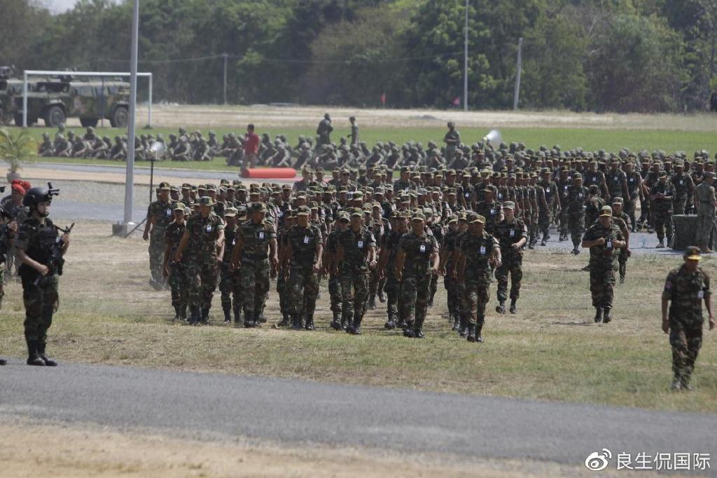 不满西方渲染中国在柬建基地，柬首相反问：澳洲会让我检查核潜艇吗？