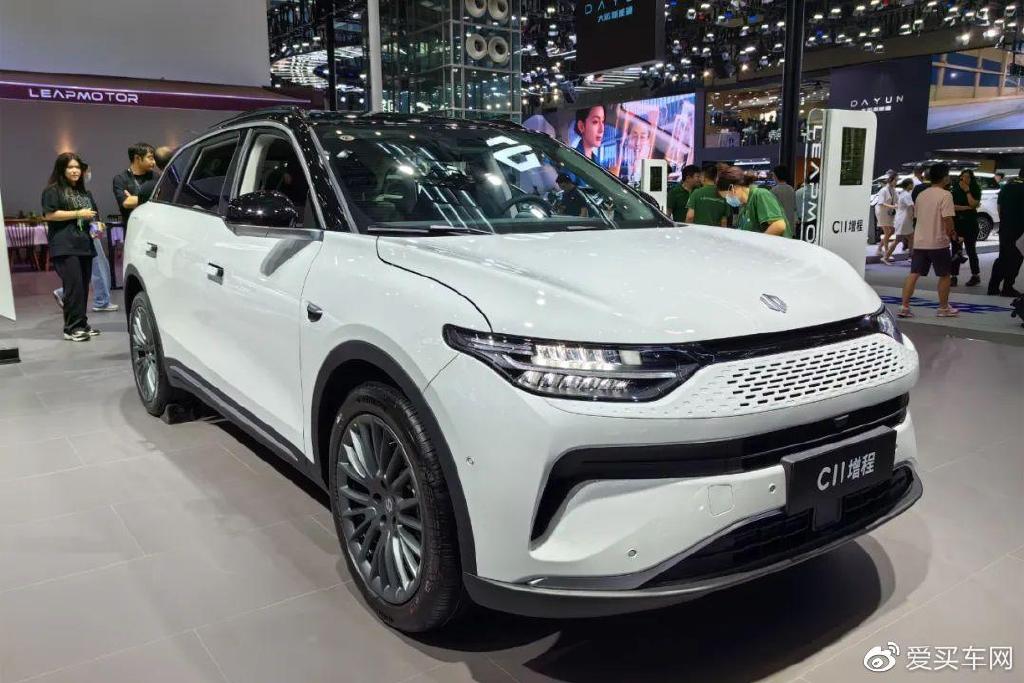 纯电车行驶质感+零续航焦虑,深蓝S7等增程车超适合家用