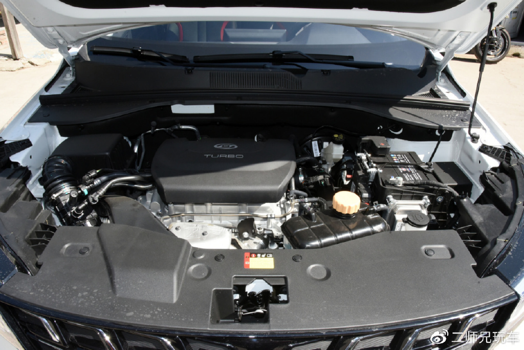 吉利缤越PK五菱星驰,哪款SUV会是年轻人的首选座驾?