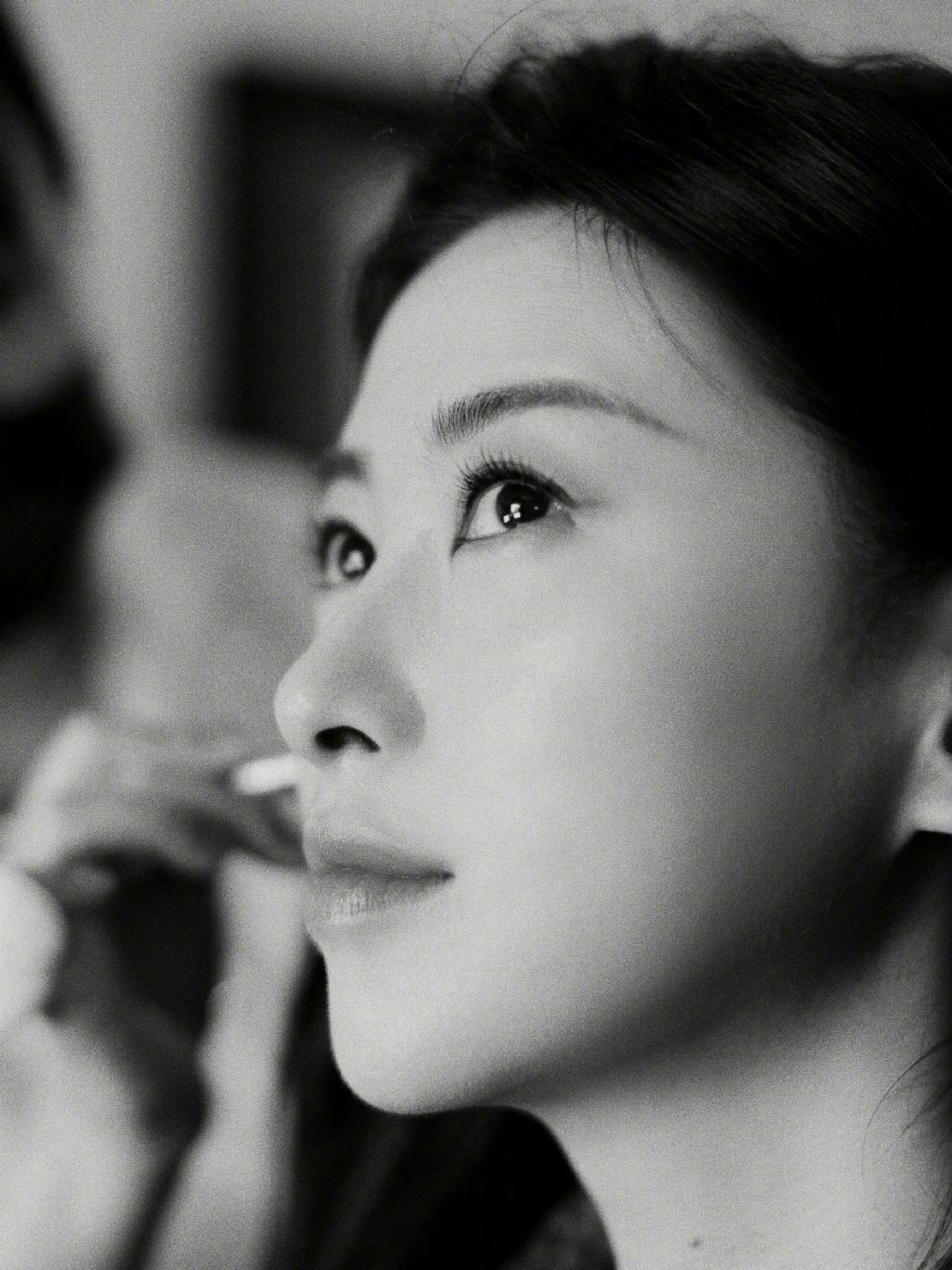 朱珠直播分享育儿心得，强调帮宝宝建立自身力量