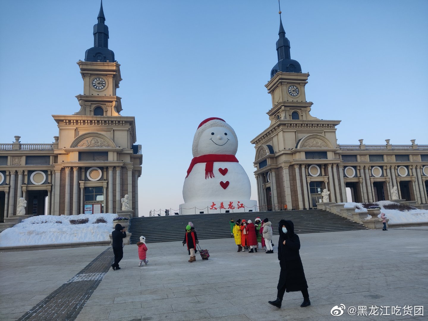 哈尔滨的网红大雪人音乐广场可真是冷啊