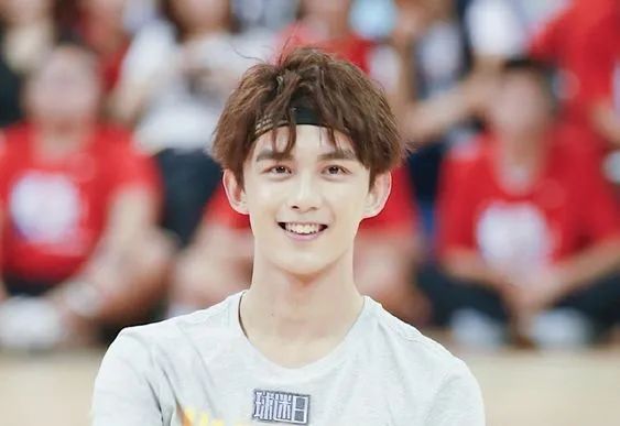 「可爱男生」的魅力:为什么越来越多女生喜欢弟弟了?休闲区蓝鸢梦想 - Www.slyday.coM 「可爱男生」的魅力:为什么越来越多女生喜欢弟弟了?休闲区蓝鸢梦想 - Www.slyday.coM