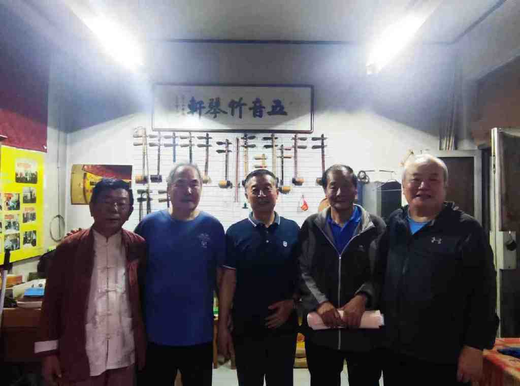 六位老友开心雅集