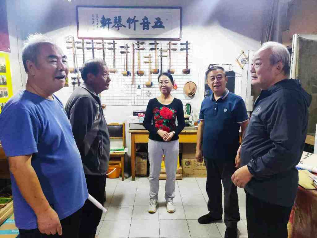 六位老友开心雅集