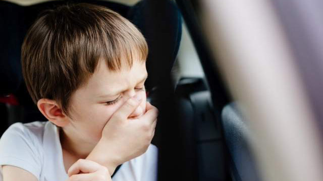 乘坐电动汽车为何会晕车？怪司机还是怪车？听听老司机怎么说的